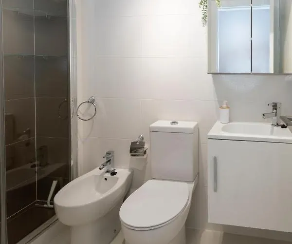 Апартаменты Becalp, Estudio En El Centro, By Bookindenia *