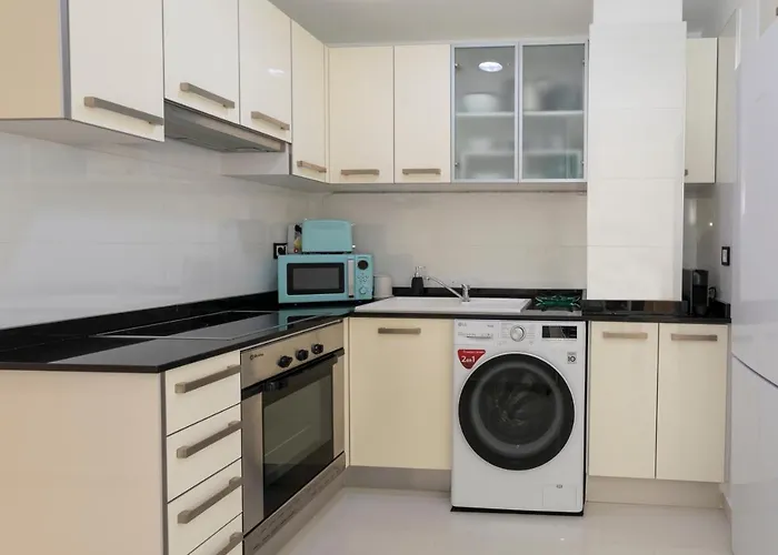 Becalp, Estudio En El Centro, By Bookindenia *